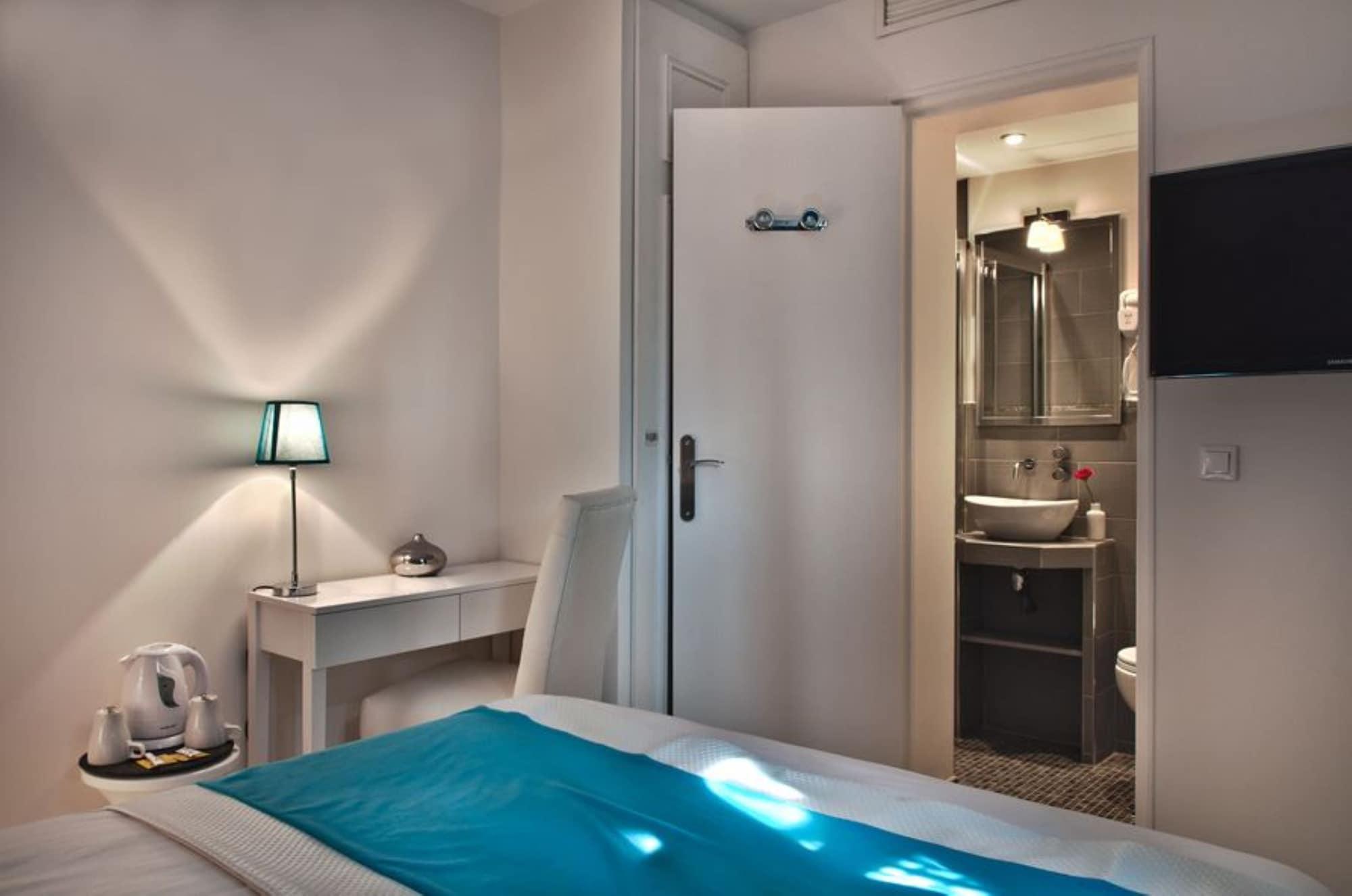 B Square Hotel Parijs