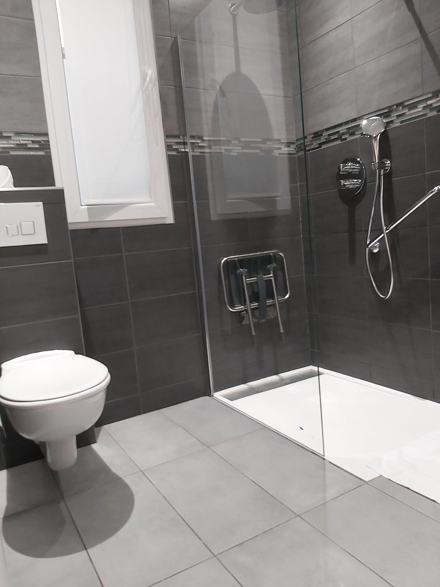 B Square Hotel Parijs